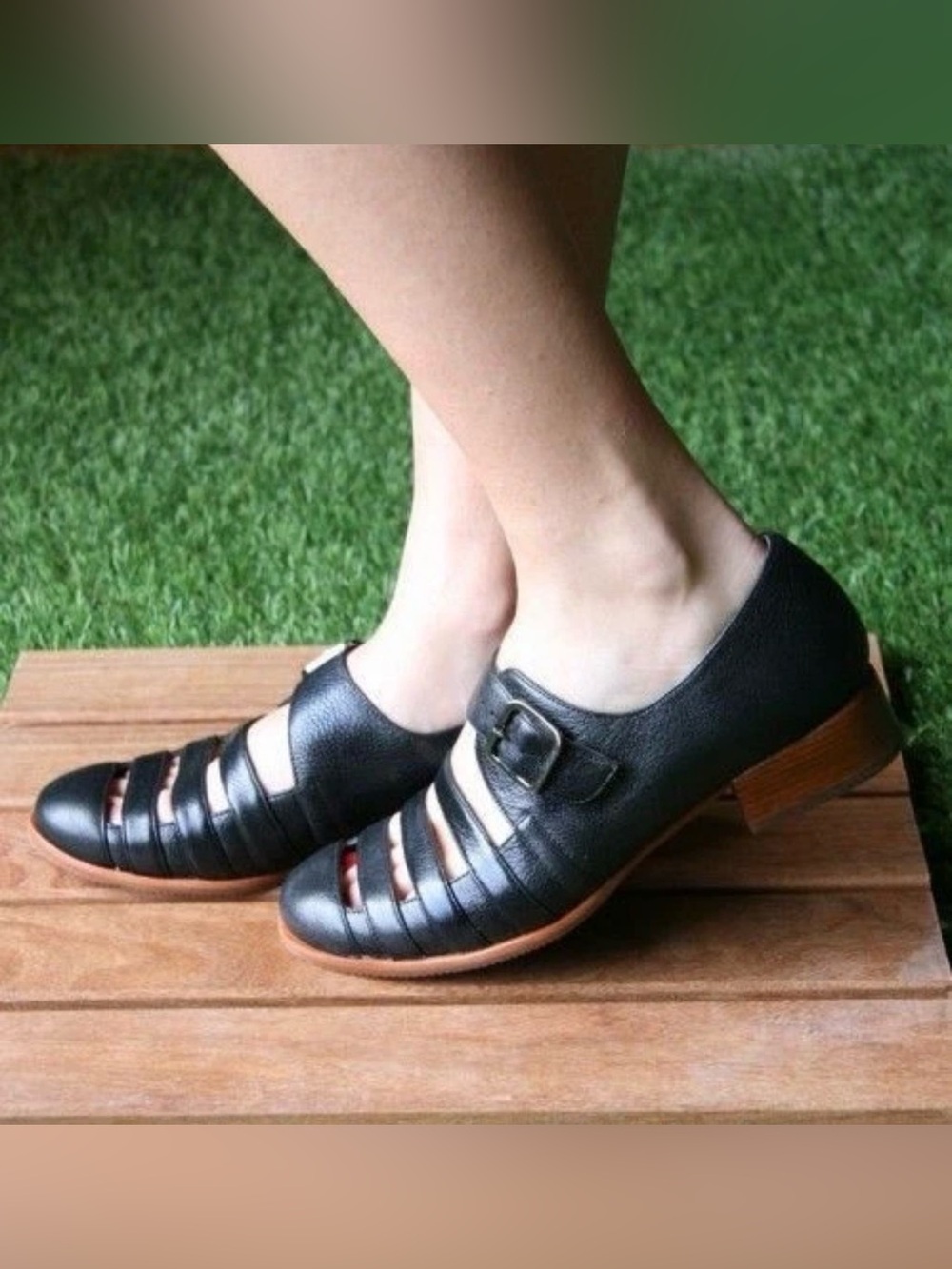 Preowned Chie Mihara Zippy Flats in Black Size 39